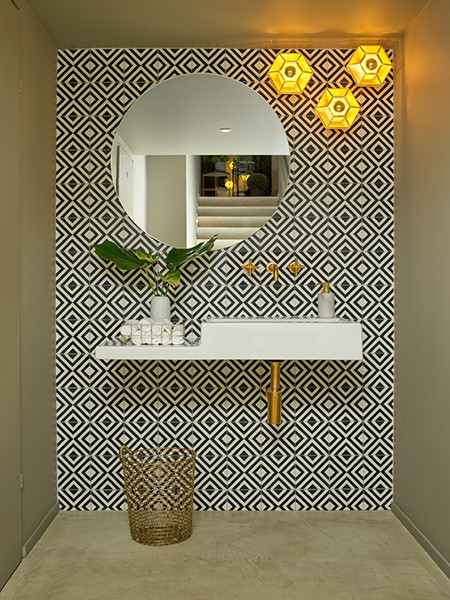 http://www.localf11.ch/sandra-pointet/files/gimgs/123_detailphilanthrope013.jpg